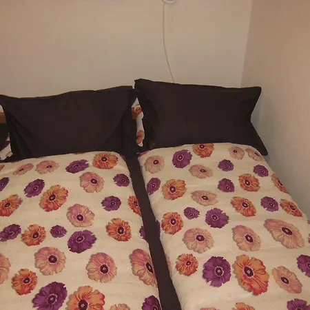 Διαμέρισμα Heviz-Vengrija Apartman