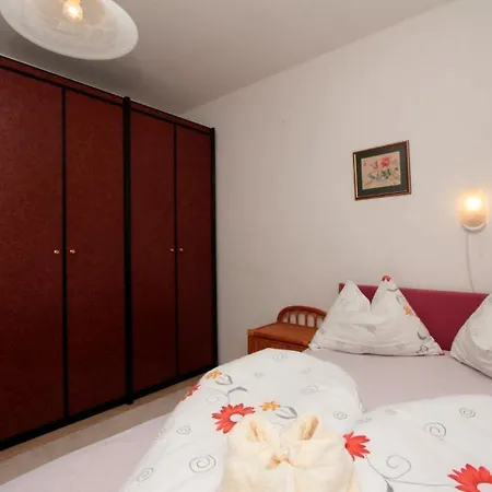 Διαμέρισμα Heviz-Vengrija Apartman