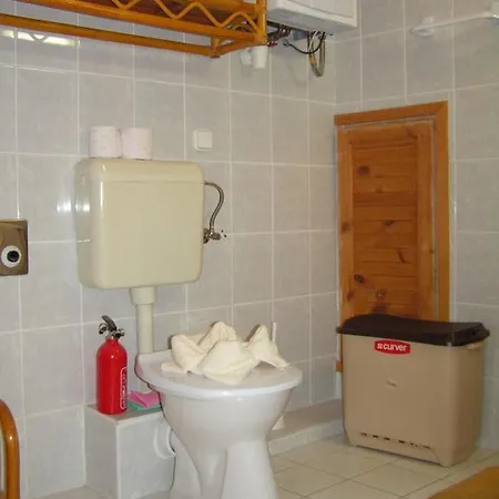 Διαμέρισμα Heviz-Vengrija Apartman